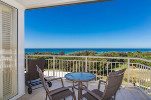 Property grounds - The Pool Resort Kingscliff - Two Bedroom Ocean View (2310) - Holiday Management Co. (Tweed)