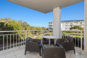 Property grounds - The Pool Resort Kingscliff - 2 BR Club Suite (4122) - Holiday Management Co. (Tweed)