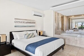 1 bedroom, iron/ironing board, free WiFi, bed sheets - King Studio Apartment in Bali Style Santai Resort (Tweed)