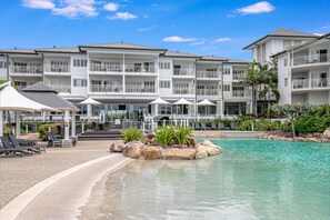 Exterior - The Pool Resort Kingscliff - Studio Pool View (2207) - Holiday Management Co. (Tweed)