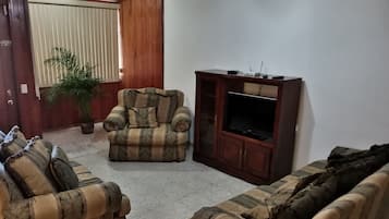 Rumah Keluarga | Ruang cicip