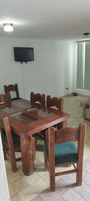 Dining room - Casa Alcatraz Querétaro Cerca del Tec de Monterrey (Querétaro)