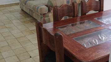 Standard House, 2 Bedrooms | Lobby sitting area