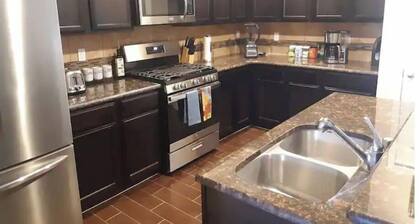Cozy Transmountain El Paso Home 4-Bed 2-Workareas