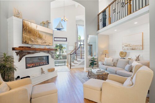 Sunshine Stay IRB—Luxury Pool Home w/ Hot Tub, Golf Cart, Game Garage & Designer Touches