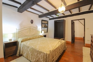 2 habitaciones, wifi gratis y ropa de cama 