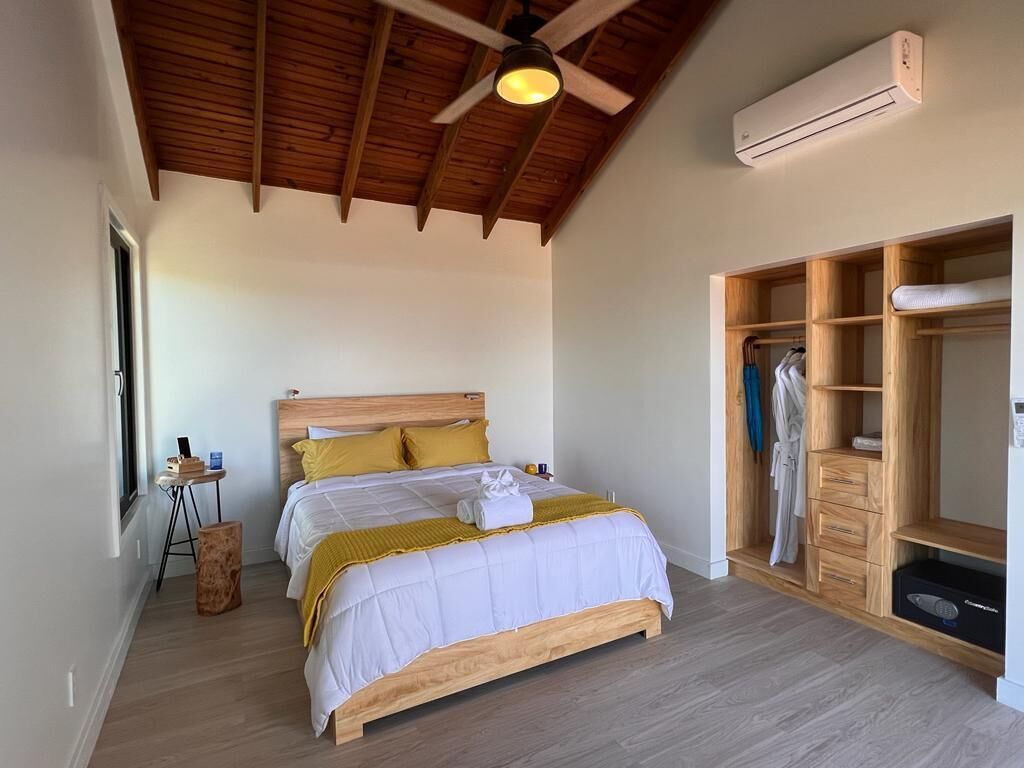 3 室のベッドルーム、アイロン / アイロン台、WiFi (無料)