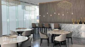 Televisión de 30 pulgadas con canales por cable