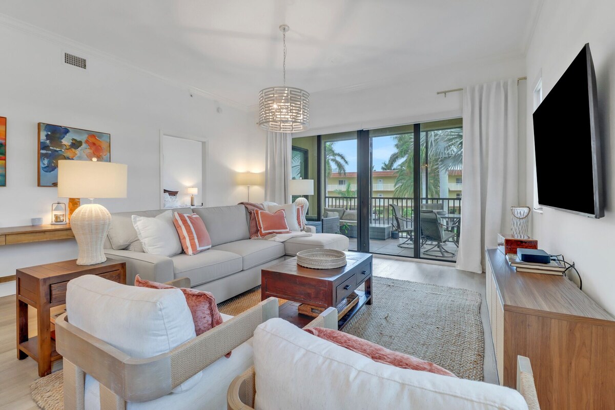 Photo 5 of Naples Bay Resort 3 bedroom condo, close to 5th, Resort Pools, Tennis, Gym & Spa