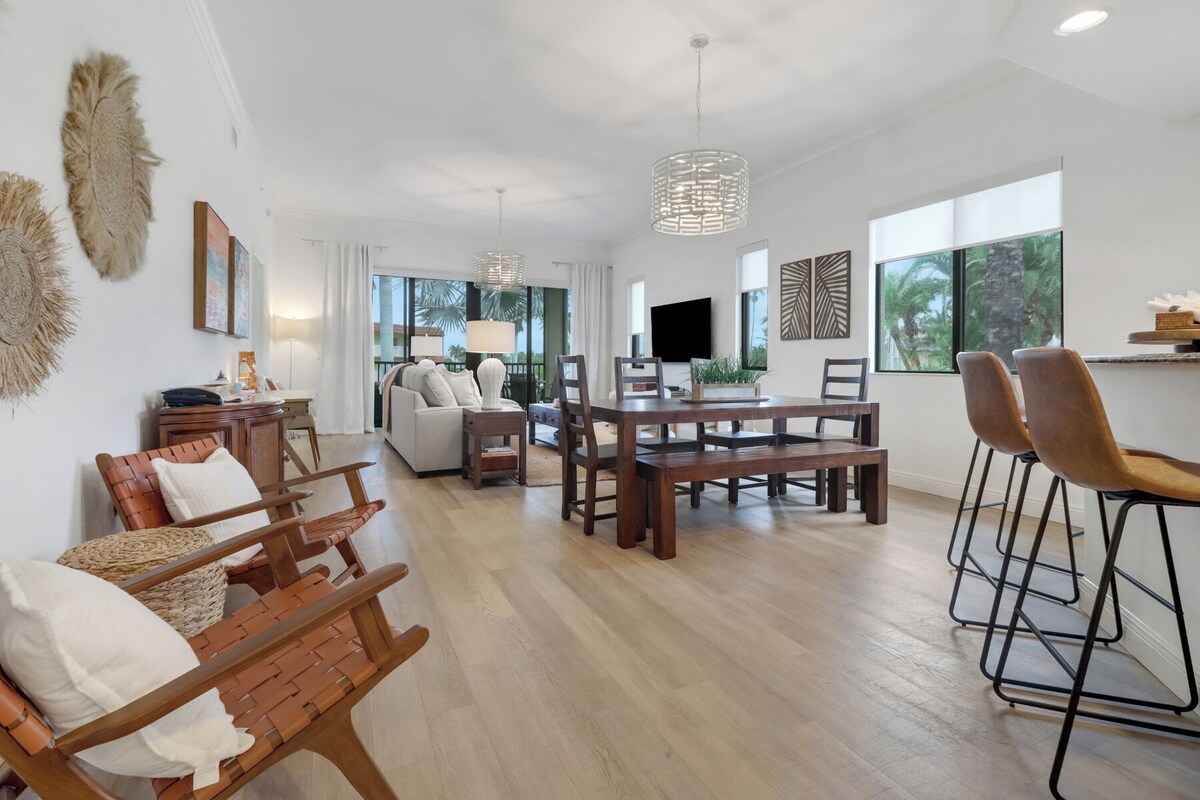 Photo 7 of Naples Bay Resort 3 bedroom condo, close to 5th, Resort Pools, Tennis, Gym & Spa