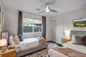 4 camere, ferro/asse da stiro, Wi-Fi gratuito, lenzuola