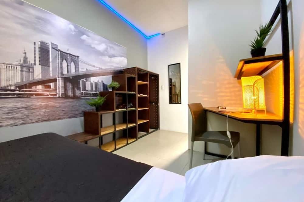 HOSTAL CONDESA