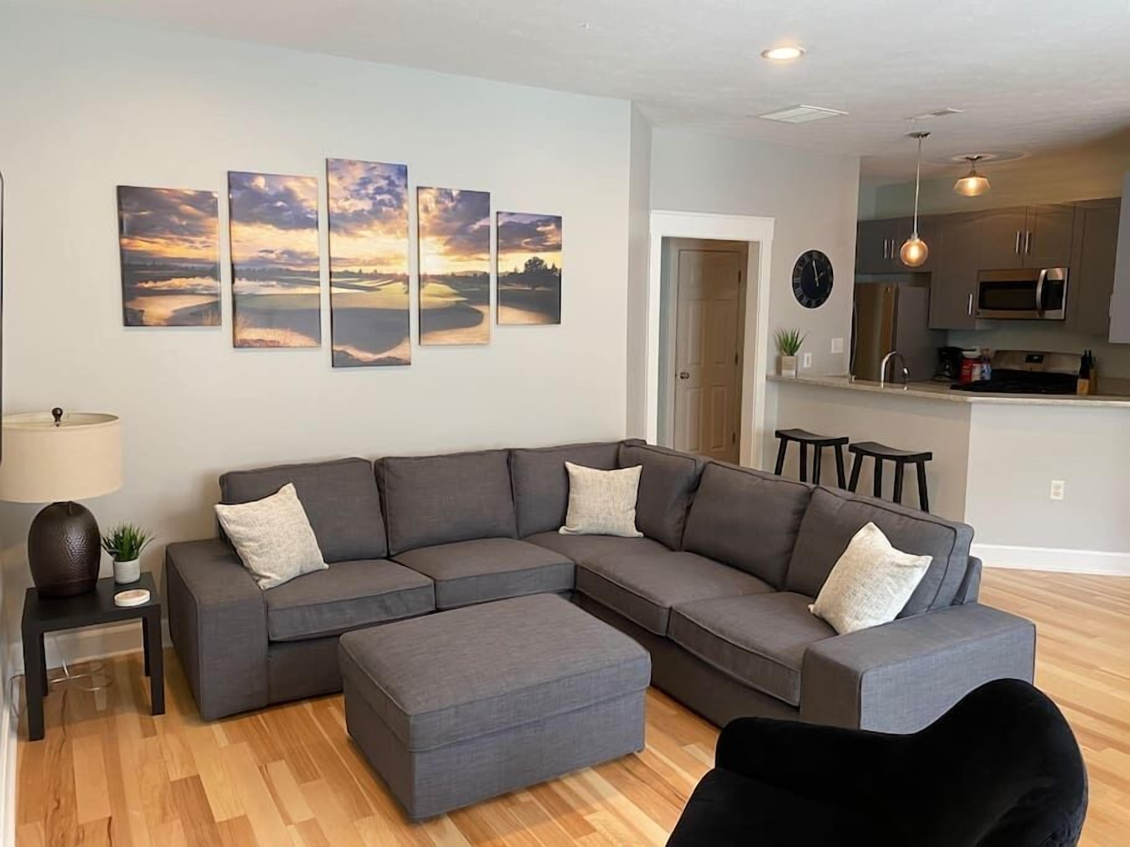 3BR Downtown | Private Garage | Walk to Mass Ave