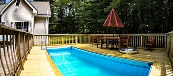 New Home Private Pool/Hot Tub Near Meredith Center