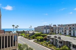 Property grounds - A316 North Coast Village- Luxury condo with ocean views *Super close to the beach* (Oceanside)