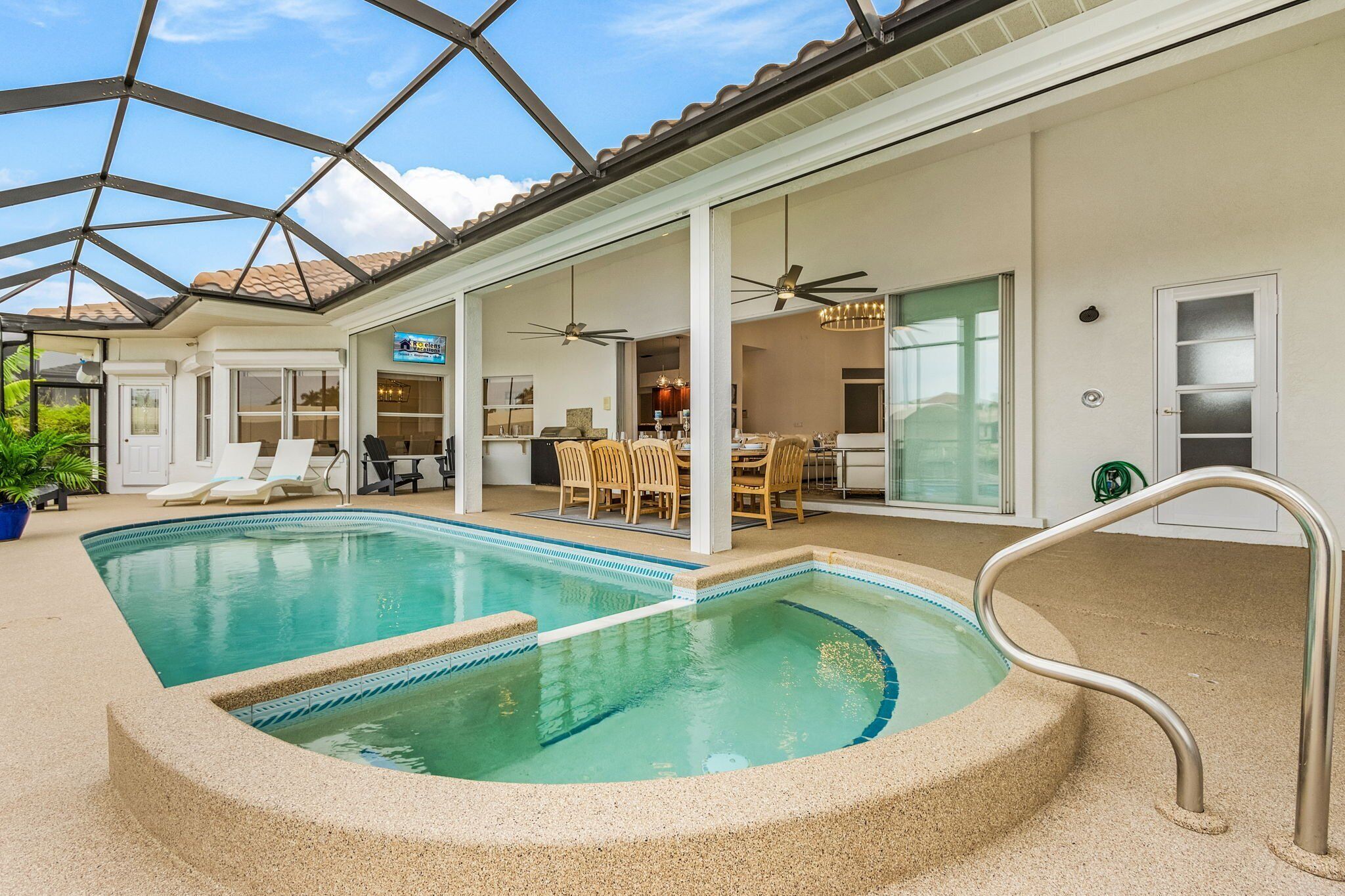 Et oppvarmet basseng