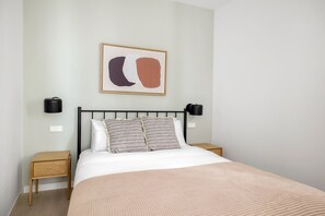 1 chambre, fer et planche Ă repasser, Wi-Fi, draps fournis