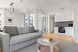 Télévision, chaîne hi-fi