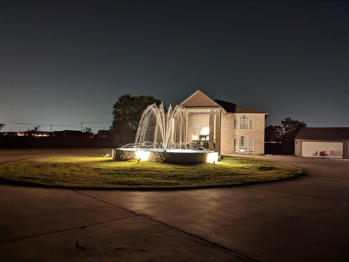 Luxe Villa Close to Galveston, Kemah, NASA & Houston