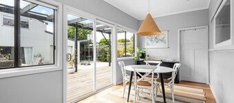 3-bed Beach House and 1-bed self-contained Barn in St Leonards