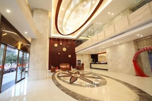 Interior - Donghu Hotel (Shouning)