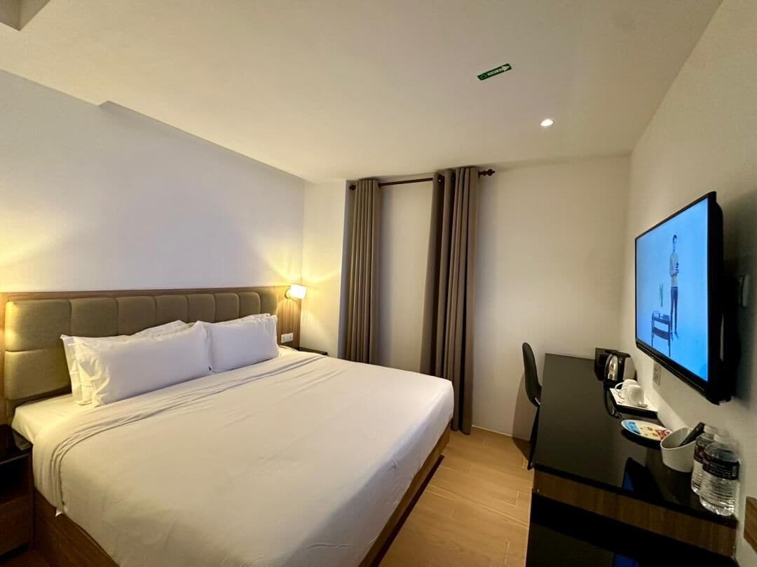 Minibar, caja de seguridad en la habitación, escritorio y wifi gratis 