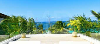 Beach Penthouse Belmare Pied Dans L'eau