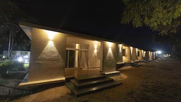 Luxury Room | Individually furnished, desk, laptop workspace, iron/ironing board
