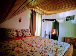1 bedroom, free WiFi, bed sheets - House Daxberg in the Bavarian Forest (Eppenschlag)
