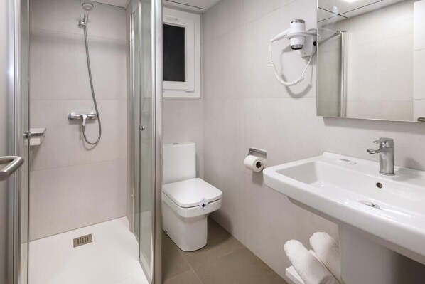 Bathroom - Rentalmar Playa Salou (Salou)
