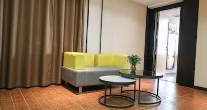 Greentree Inn Express Yingtan Yujiang Railway Station