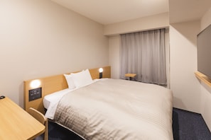 Double Room | Free WiFi, bed sheets - Sotetsu Fresa Inn Yodoyabashi (Osaka)