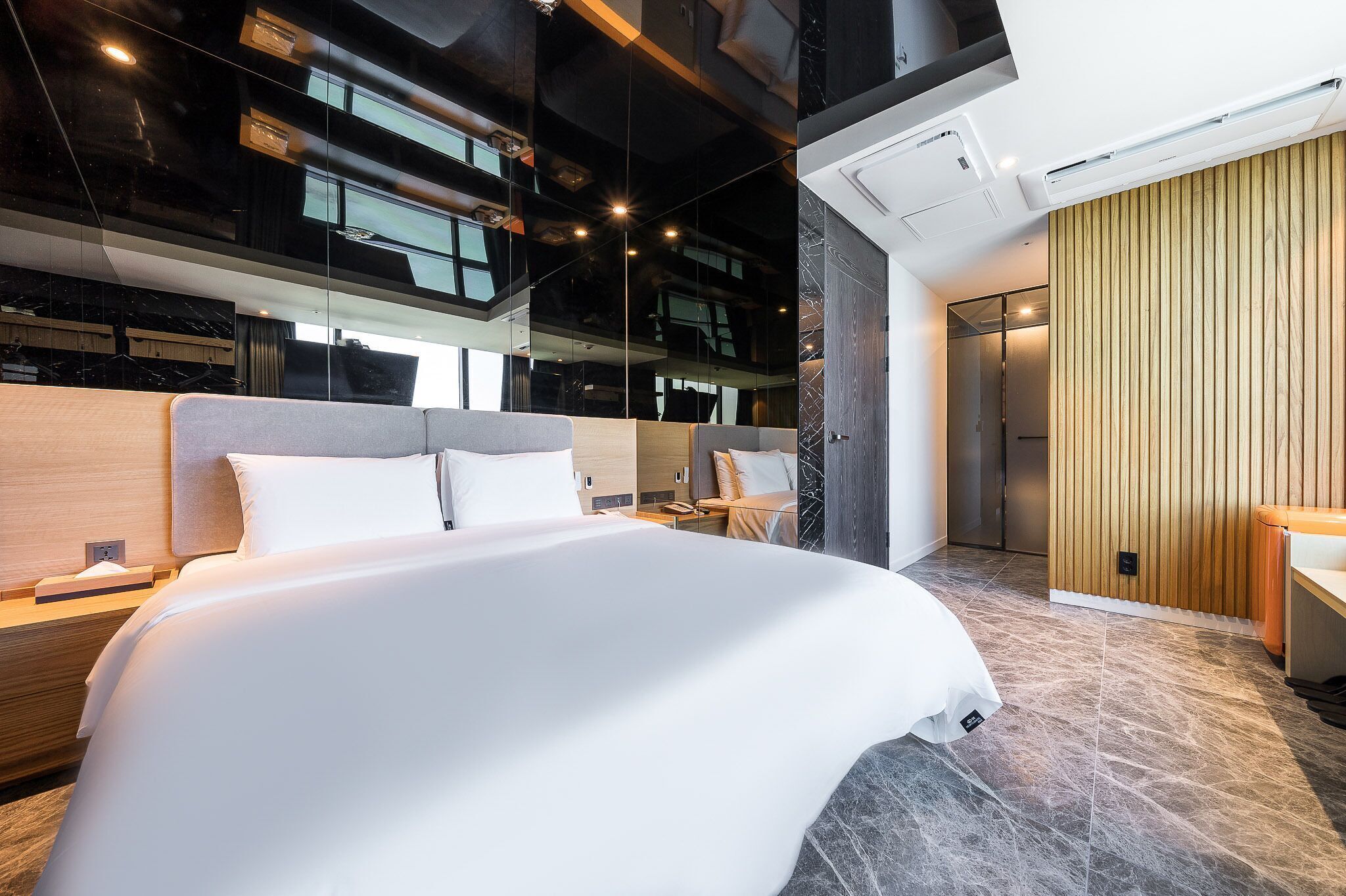 Literie de qualité supérieure, chambres insonorisées, Wi-Fi gratuit