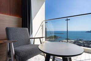 尊荣客房, 露台, 海洋景观 (Hinoki) | 高档床上用品、隔音、免费 WiFi、床单