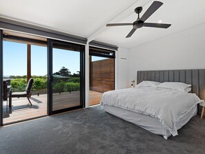 4 habitaciones, escritorio, tabla de planchar con plancha y wifi gratis