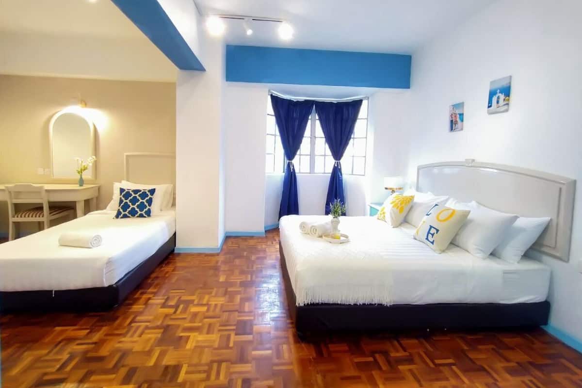 4 bedrooms, iron/ironing board