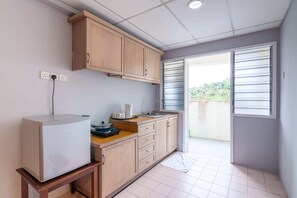 Design-lejlighed - 2 soveværelser | Privat køkken | Køleskab