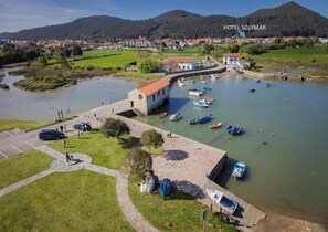 Aerial view - Hotel Costa Cantabra (Argonos)