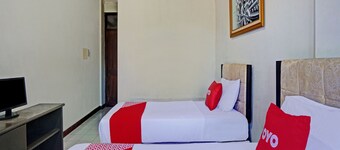 OYO 90028 Hotel Victory