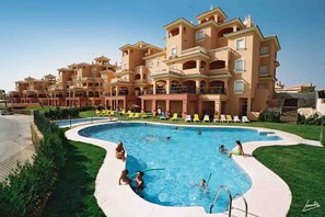 Outdoor pool - Apartments Dunas De Donana (Rota)