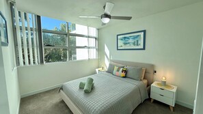 2 slaapkamers, een strijkplank/strijkijzer, gratis wifi, beddengoed