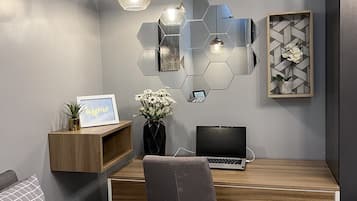 1 bedroom, desk, iron/ironing board, internet