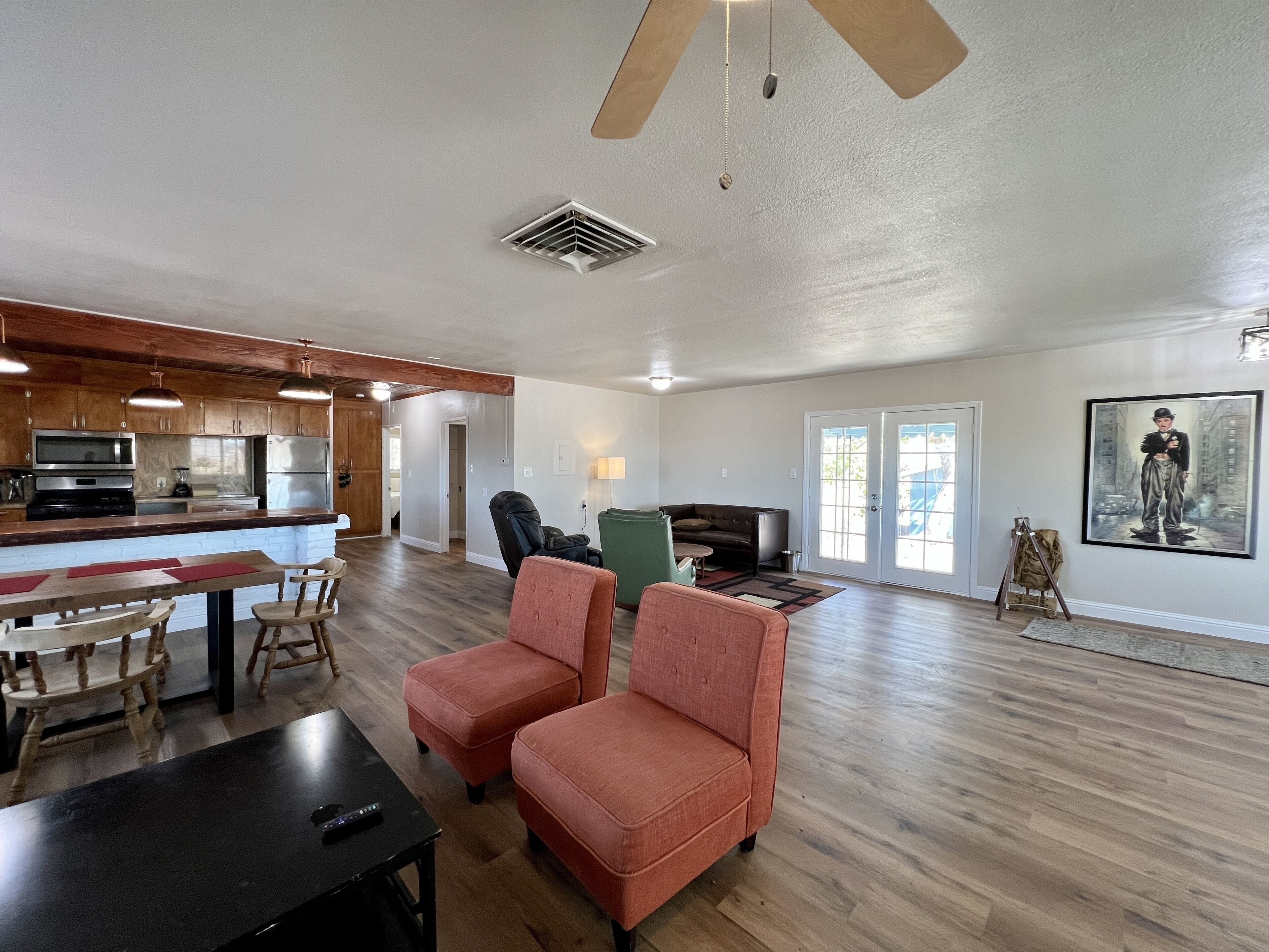 Private Millerton Lake house on 5 acres