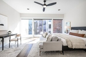 3 Schlafzimmer, Schreibtisch, Bügeleisen/Bügelbrett, WLAN