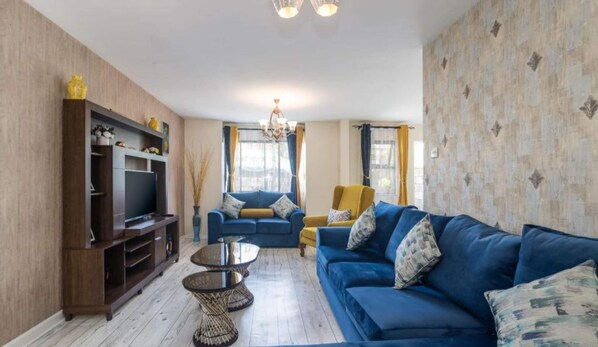 Superior Apartment | Living area | Smart TV - Belle Âme Suites Nyayo Estate (Nairobi)