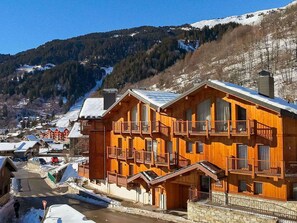 Exterior - Cozy apartment in Champagny-en-Vanoise with balcony, 6 ppl, WiFi (Champagny-en-Vanoise)