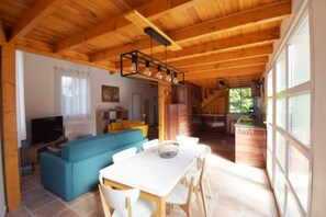 Interior - Vacances Paisibles Dans un Petit Coin des Alpes (Chabottes)