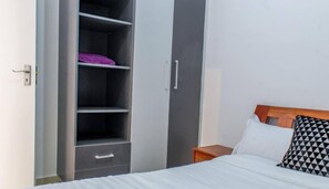 1 quarto, cortinas blackout, Wi-Fi de cortesia