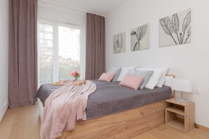 2 bedrooms, iron/ironing board, WiFi, bed sheets - Kondratowicza 59 | Family apartment | Parking (Warszawa)