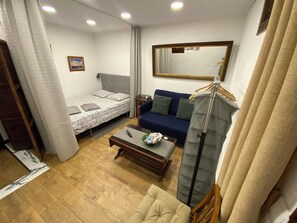 1 chambre, fer et planche à repasser, Wi-Fi gratuit, draps fournis